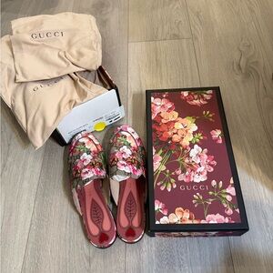 Gucci Floral Supreme Loafer Mules 37 NIB